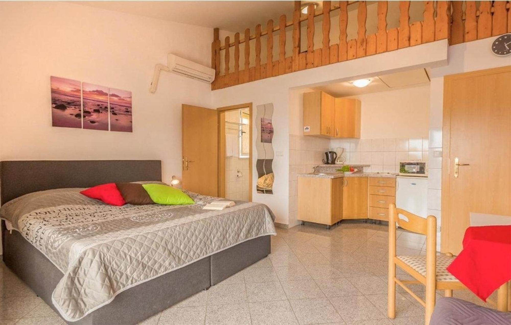 Fuer 3 Personen Ca 30 Qm In Pula, Istrien Istrische Riviera Apartment